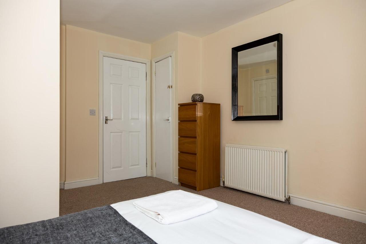 Alexander Apartments Rooms 2 South Shields Esterno foto